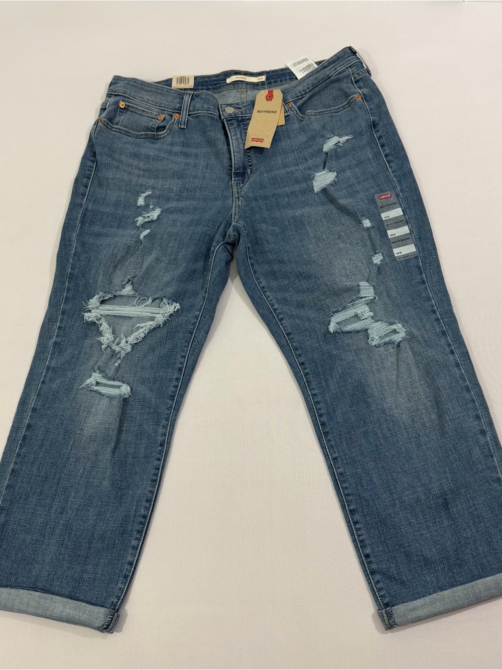 Levi’s Boyfriend Mid Rise Distressed Jeans Plus Size 18W NWT - Picture 3 of 13